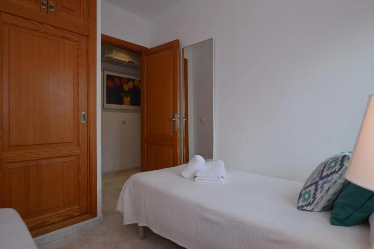 Luminoso Apartamento A Pocos Metros De La Playa Can Picafort  Daire